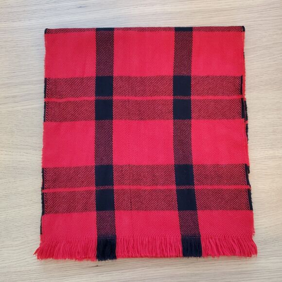 Red Tartan Plaid Scarf - Picture 4 of 4